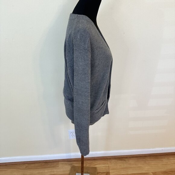 Vintage Jantzen Gray Cardigan Sweater 100% Orlon Acrylic Size Large USA Unisex - Picture 9 of 9
